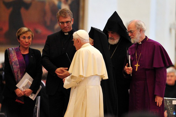 Julia Kristeva Benoît XVI à Assise 2011