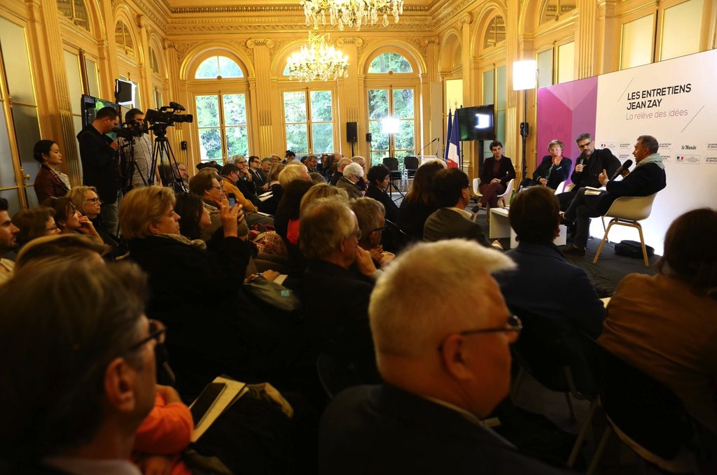 Lundi 23 mai 2016, Najat Vallaud-Belkacem, ministre de l'Éducation nationale, de l'Enseignement supérieur et de la Recherche recevait Julia Kristeva & Abdennour Bidar pour les 2è #EntretiensJeanZay.